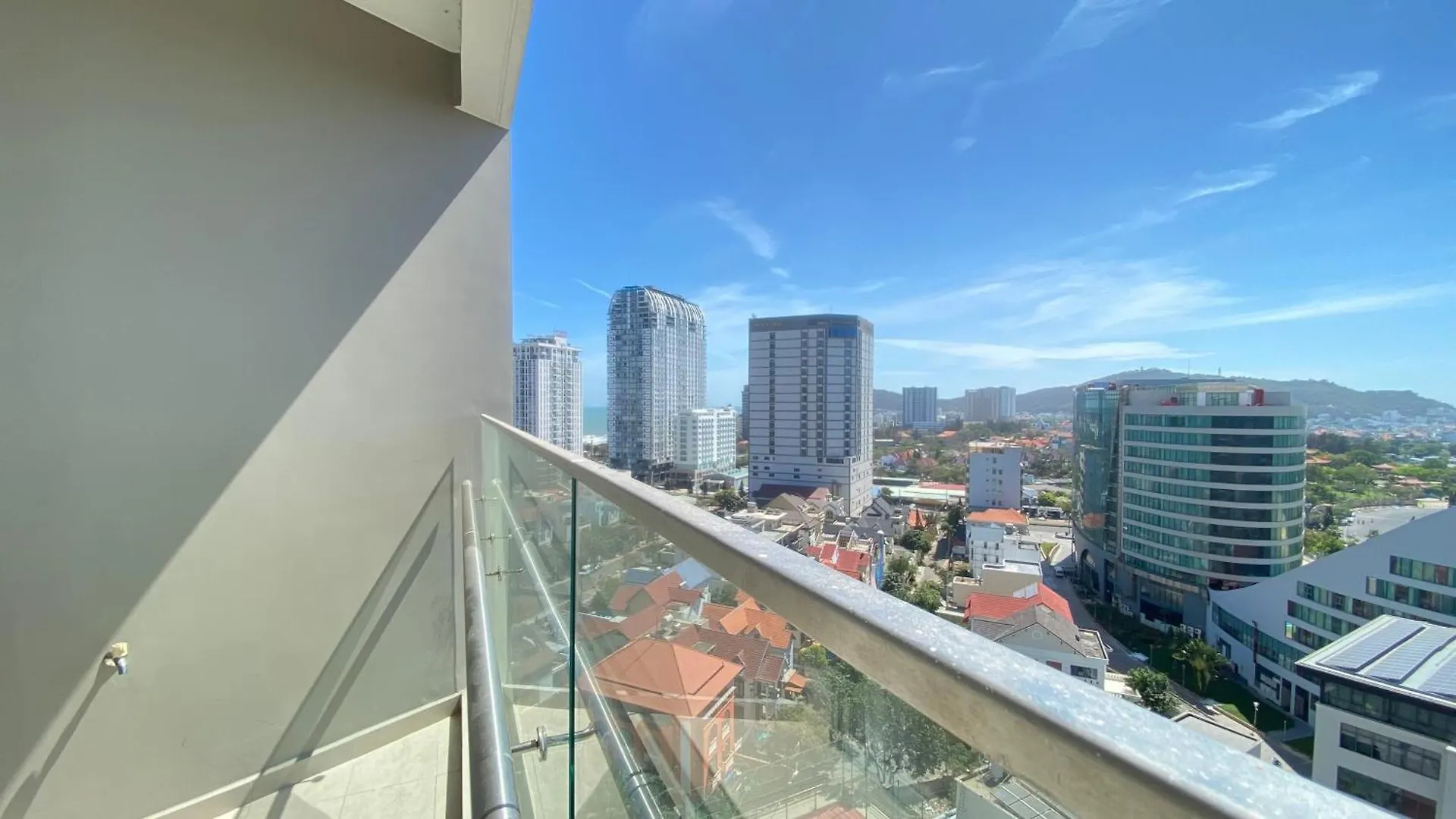 The Song Luxury Apartment - Free Swimming Pool, Gym, Sauna!! Vung Tau 0*,