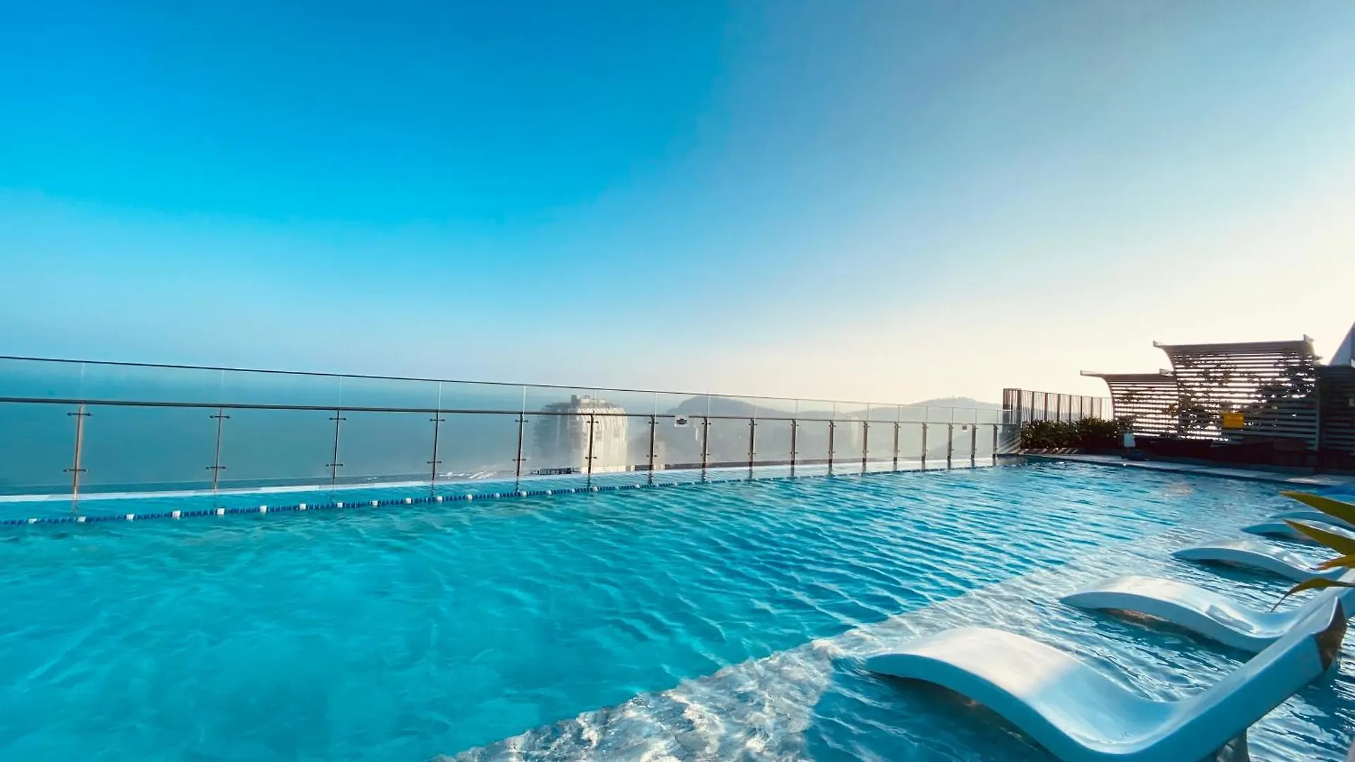 The Song Luxury Apartment - Free Swimming Pool, Gym, Sauna!! Vung Tau