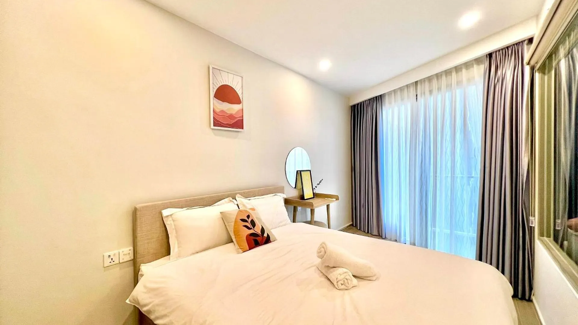 The Song Luxury Apartment - Free Swimming Pool, Gym, Sauna!! Vung Tau Vietnam