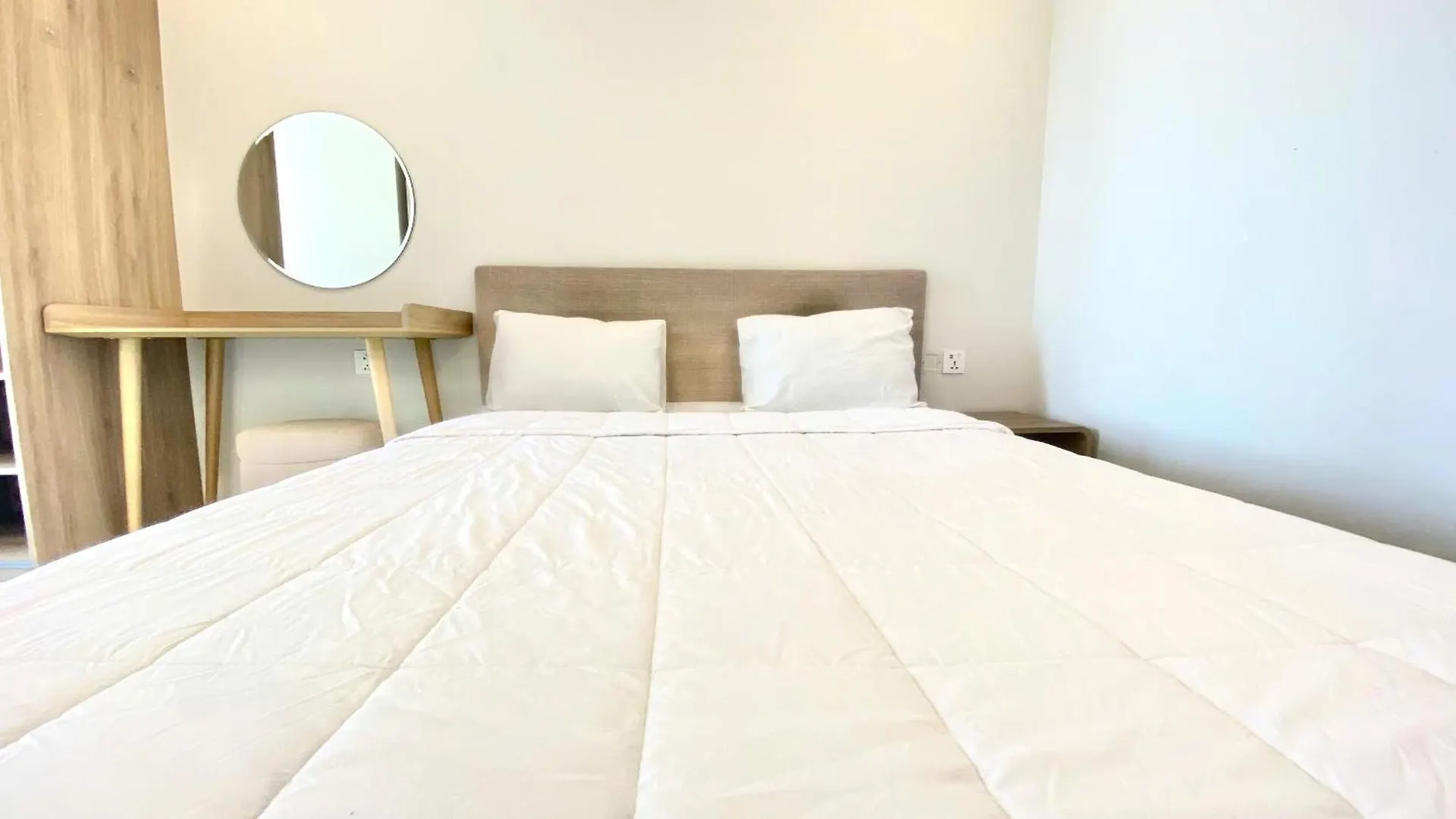 The Song Luxury Apartment - Free Swimming Pool, Gym, Sauna!! Vung Tau Vietnam